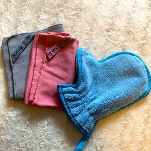 Norwex Dusting Mitt and Window cleaning set